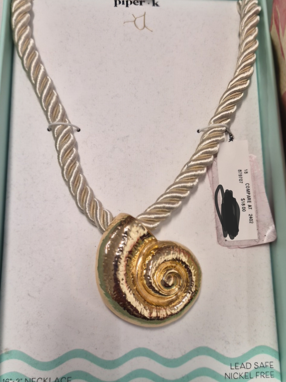 piper.k Gold Shell Pendant Rope Necklace - Gold